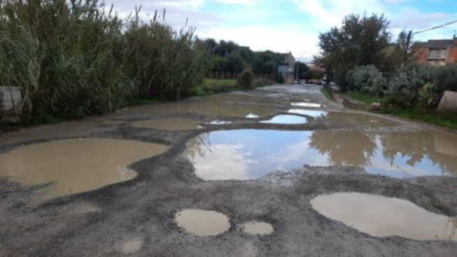 Quartu, lavori al palo in via Don Giordi: fari della procura sulla strada accanto a Molentargius