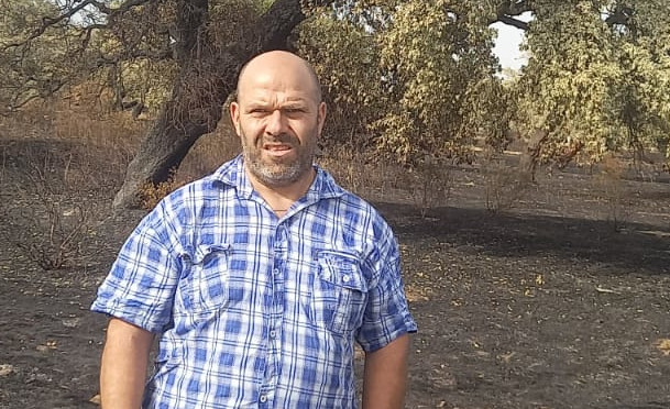 L’urlo dell’allevatore di San Gavino Monreale: “Il mio terreno distrutto dall’incendio, ho perso tutto”