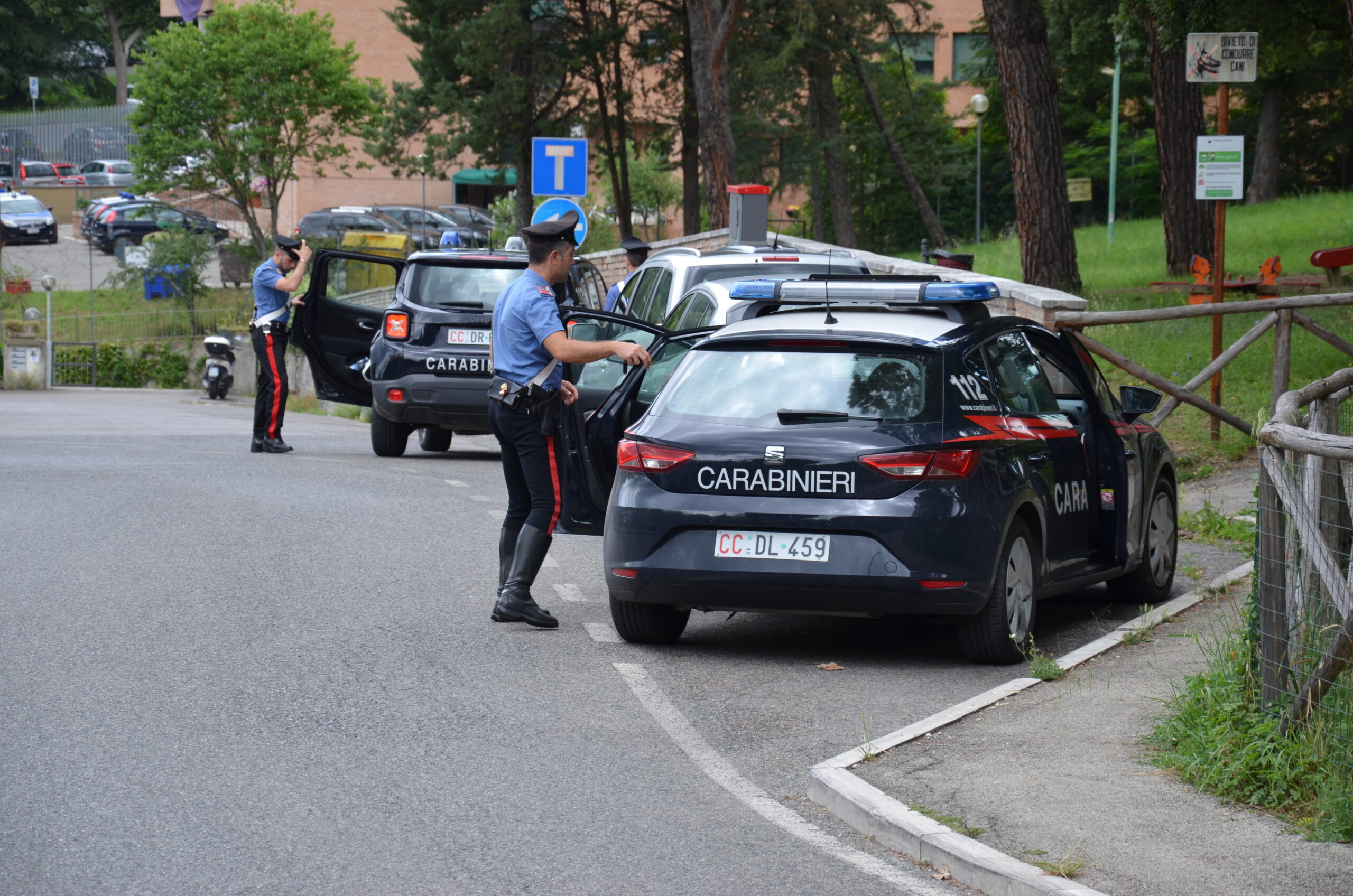 Fuga spericolata con l’auto rubata a Cagliari, 50enne bloccato dai carabinieri a Sestu