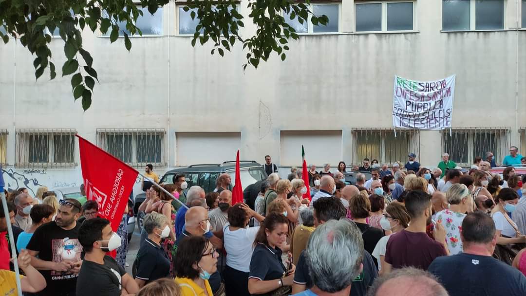 Caos sanità, Sulcis in marcia verso Cagliari: “Carbonia quasi al collasso, riaprite il pronto soccorso di Iglesias”