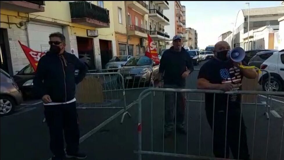 Cagliari, gli operai del carro attrezzi pronti allo sciopero: “Caos su turni, ferie e giornate non pagate”