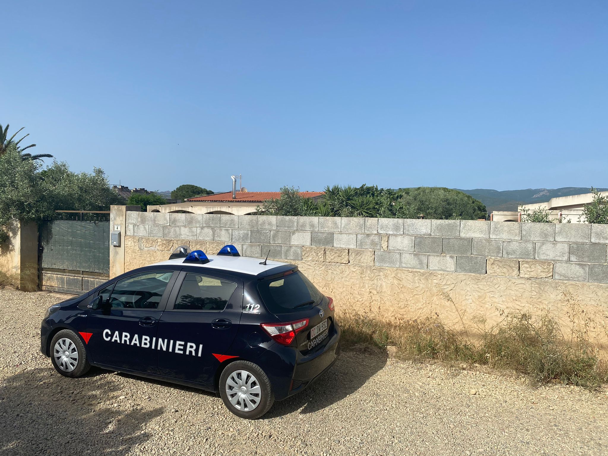 Paura a Quartu, bombola di gas esplode nel terrazzo di una casa a Flumini