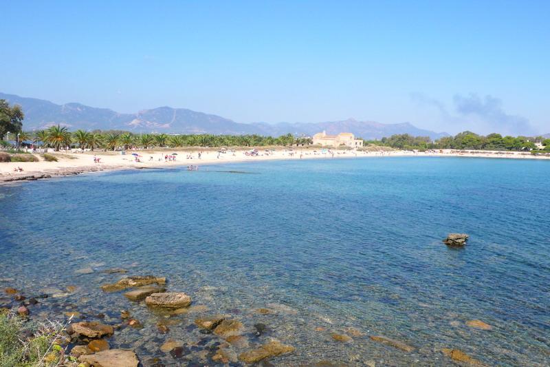 Sarroch, niente spiaggia day a Perd’e Sali: “Il Comune preferisce mandare i ragazzini a Pula”