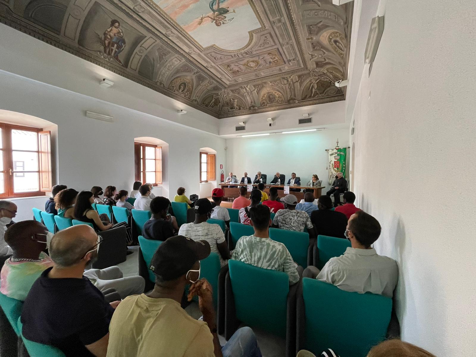 Quartu accogliente, sono 2500 gli stranieri che vivono in città: “Chi è in difficoltà va aiutato”