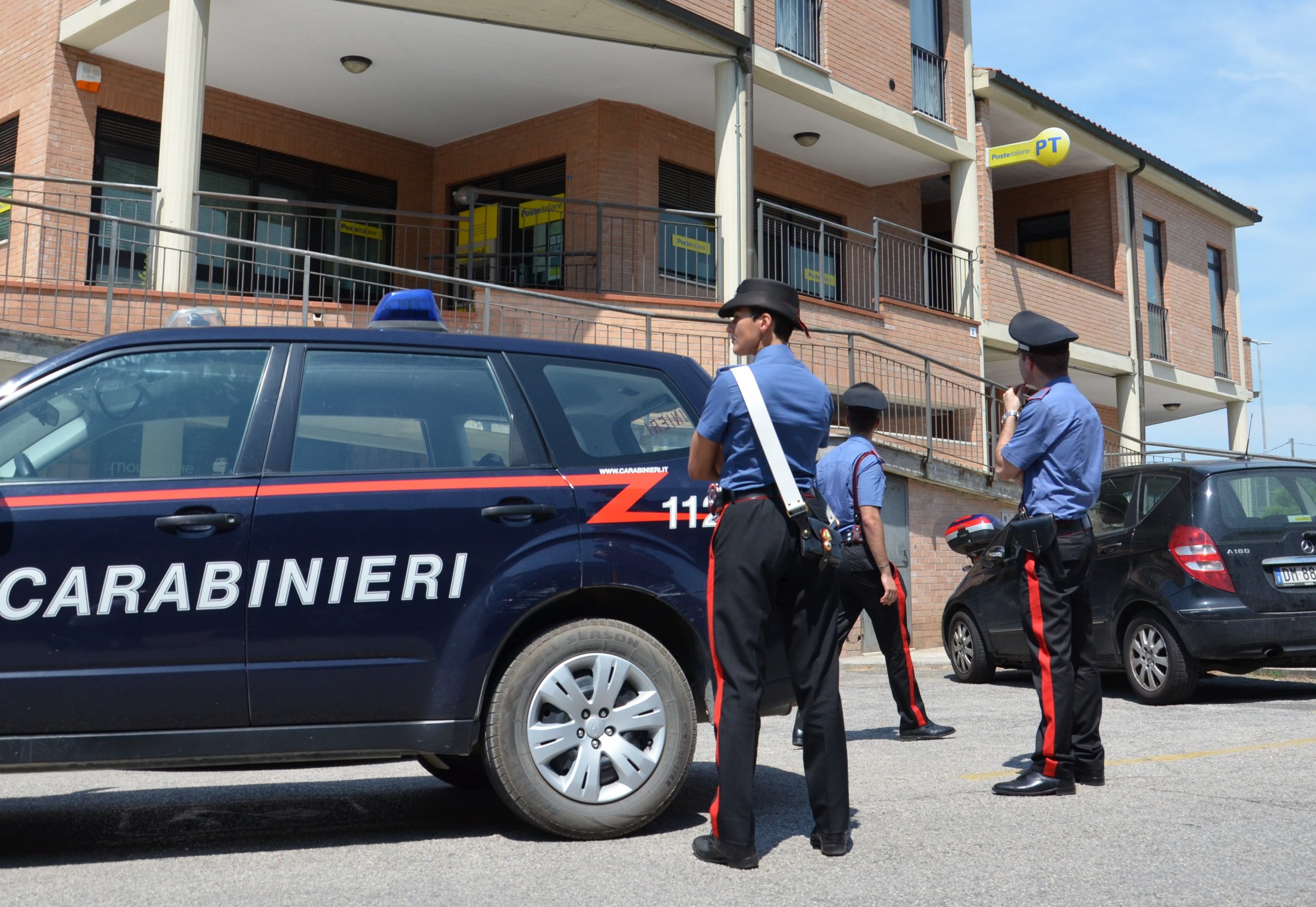 Truffa a Siliqua, vende un forno online ma non lo consegna: denunciato 39enne napoletano