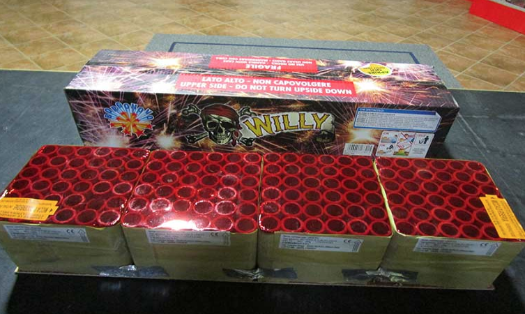 Cagliari, esplosioni in piena notte a San Benedetto: paura in tutto il quartiere