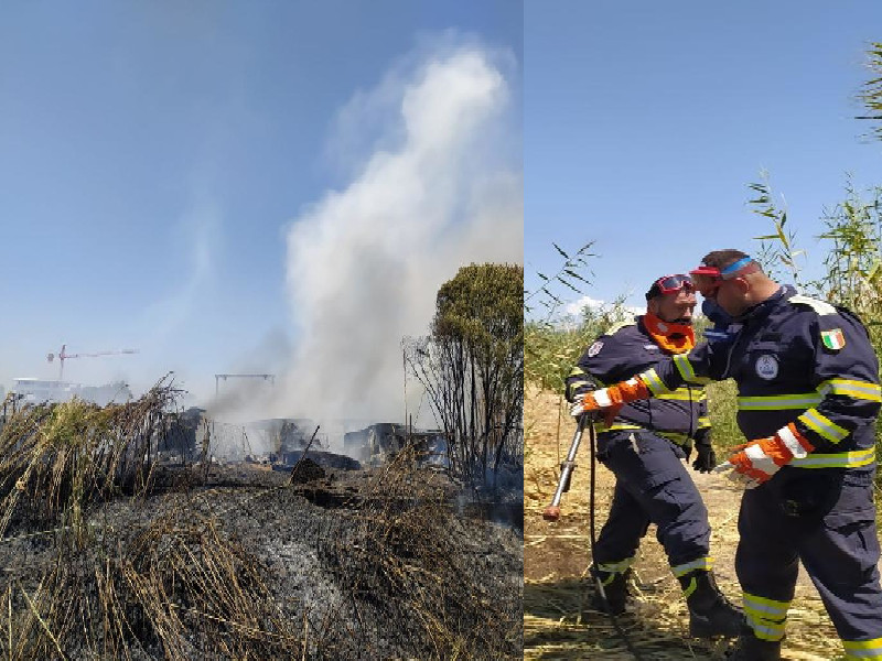 Inferno di fuoco a Molentargius, Quartu sfregiata dal fuoco: capannone distrutto dalle fiamme