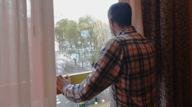 Rivoluzione Covid: libera uscita per i positivi asintomatici e quarantene ridotte