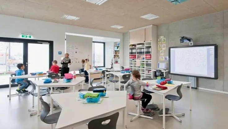 Scuola, 53 milioni alla Sardegna per laboratori digitali e aule innovative
