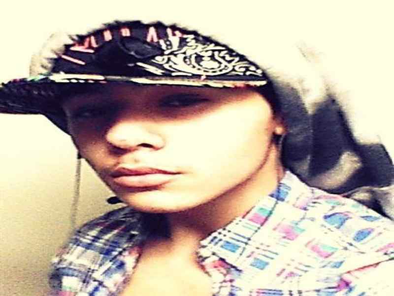 Cade dallo scooter e muore sulla Statale 125 a 17 anni, Cagliari piange Lorenzo Boi