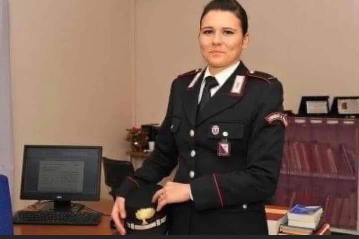 Marescialla dei carabinieri si toglie la vita a 37 anni: nel 2013 ha sventato l’assalto alla banca di Serramanna