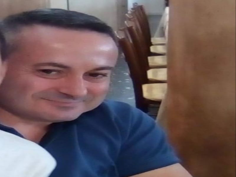 Vola fuori strada e muore, addio al papà del ristorante Miramare Giampiero Salis