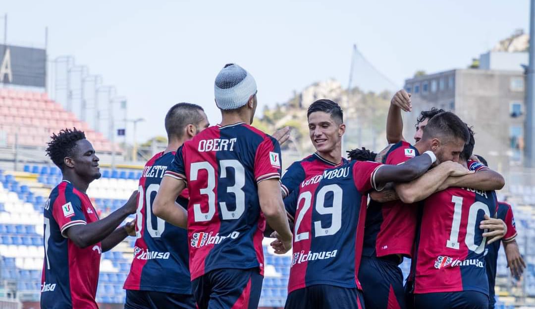 Rimonta in extremis: il Cagliari batte il Perugia e passa il turno in Coppa Italia