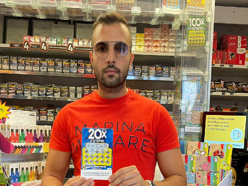 Cagliari, tenta la fortuna e vince: “Una casalinga 30enne si è portata a casa diecimila euro”