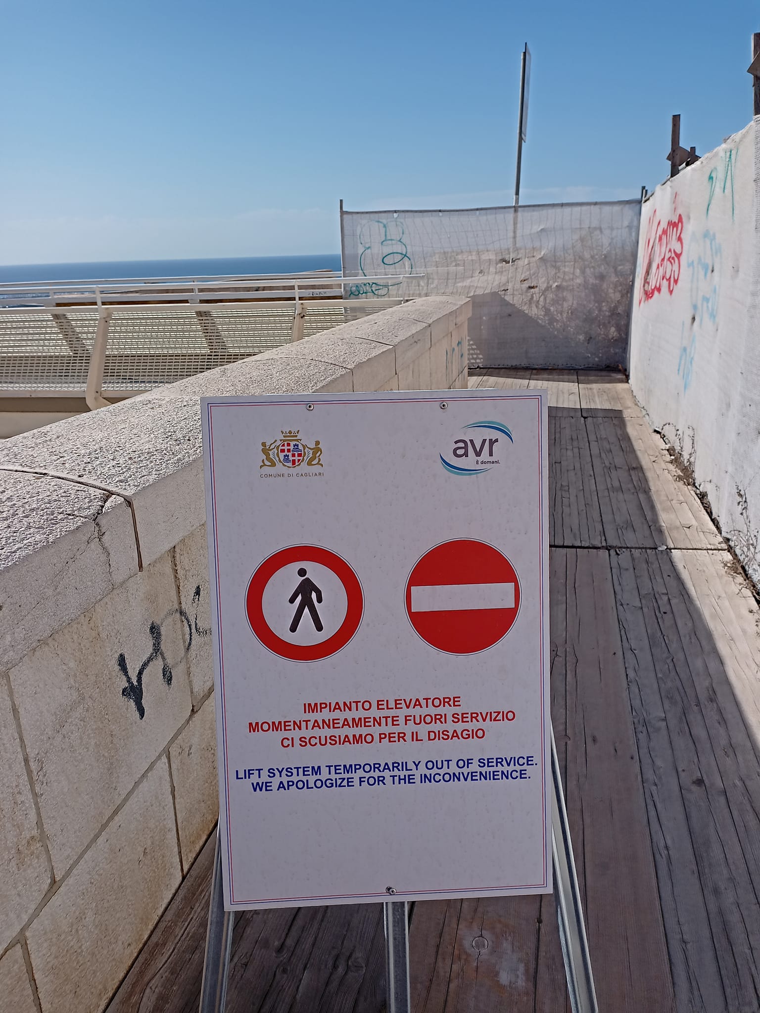 Ascensori ancora fermi, a Cagliari per turisti e residenti Bastione ancora vietato