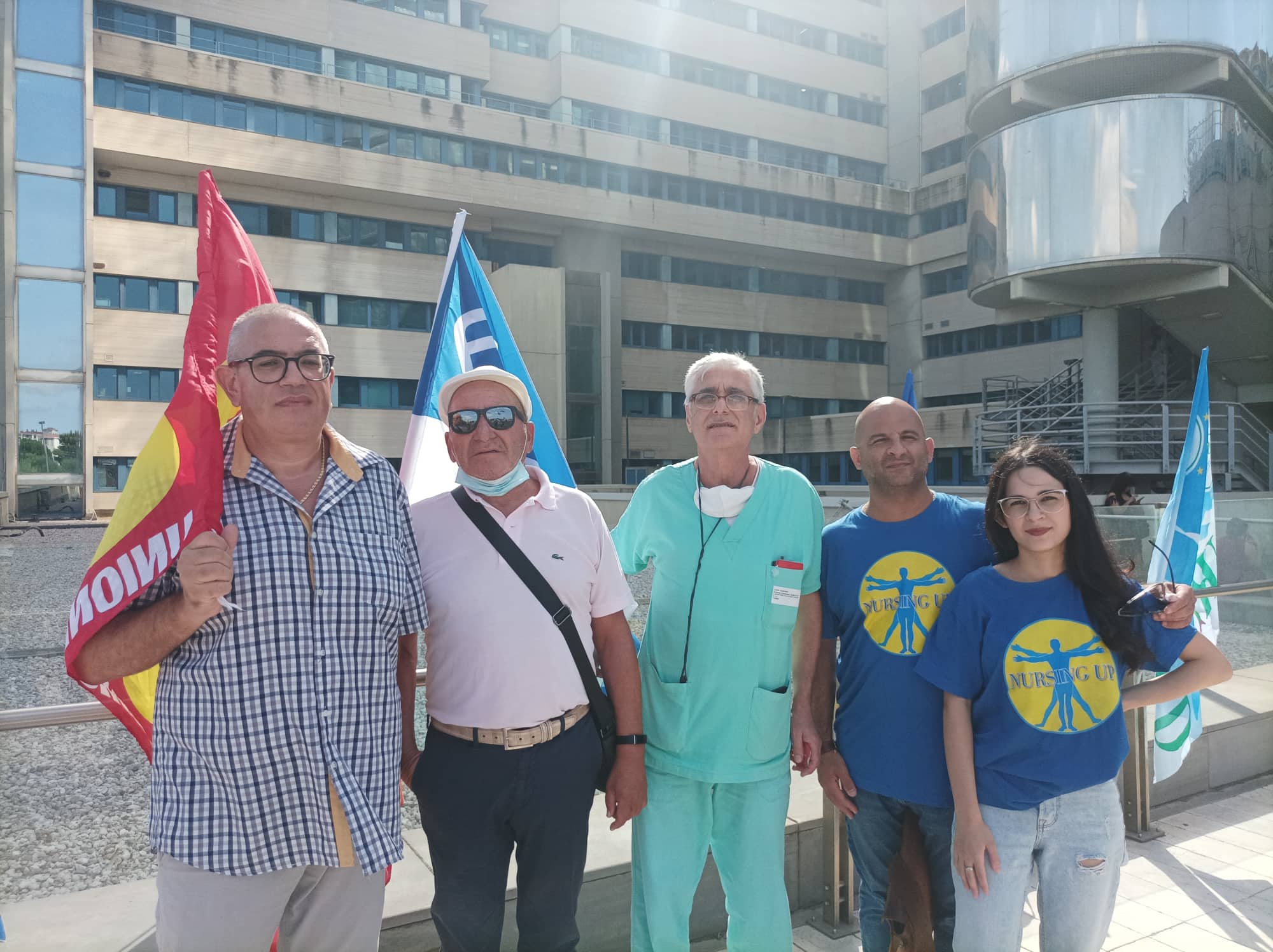 Cagliari, infermieri in fuga dal Brotzu: “Rinunciano al contratto indeterminato per non finire dallo psichiatra”