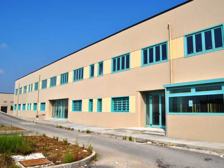 Sardegna, detenuto condannato all’ergastolo muore in carcere: “Stroncato da un infarto”