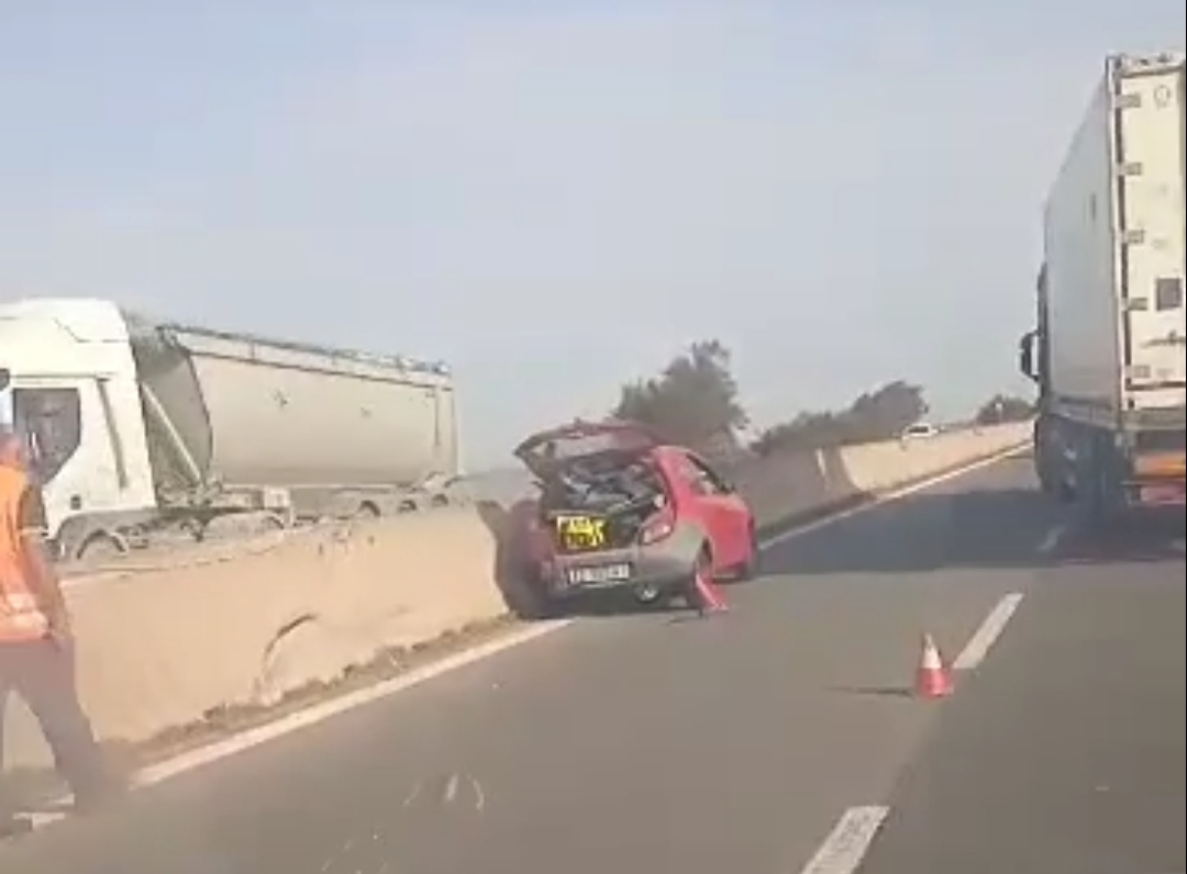 Cagliari, incidente tra due auto sulla Ss 195: traffico rallentato