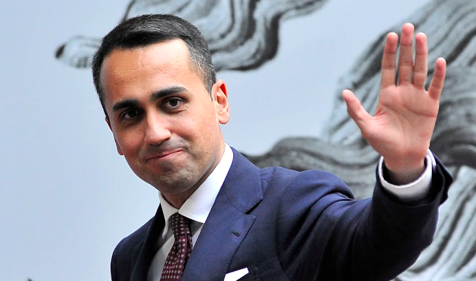 Di Maio è fuori dal parlamento: la parabola in picchiata dell’ex vicepremier e ministro degli Esteri