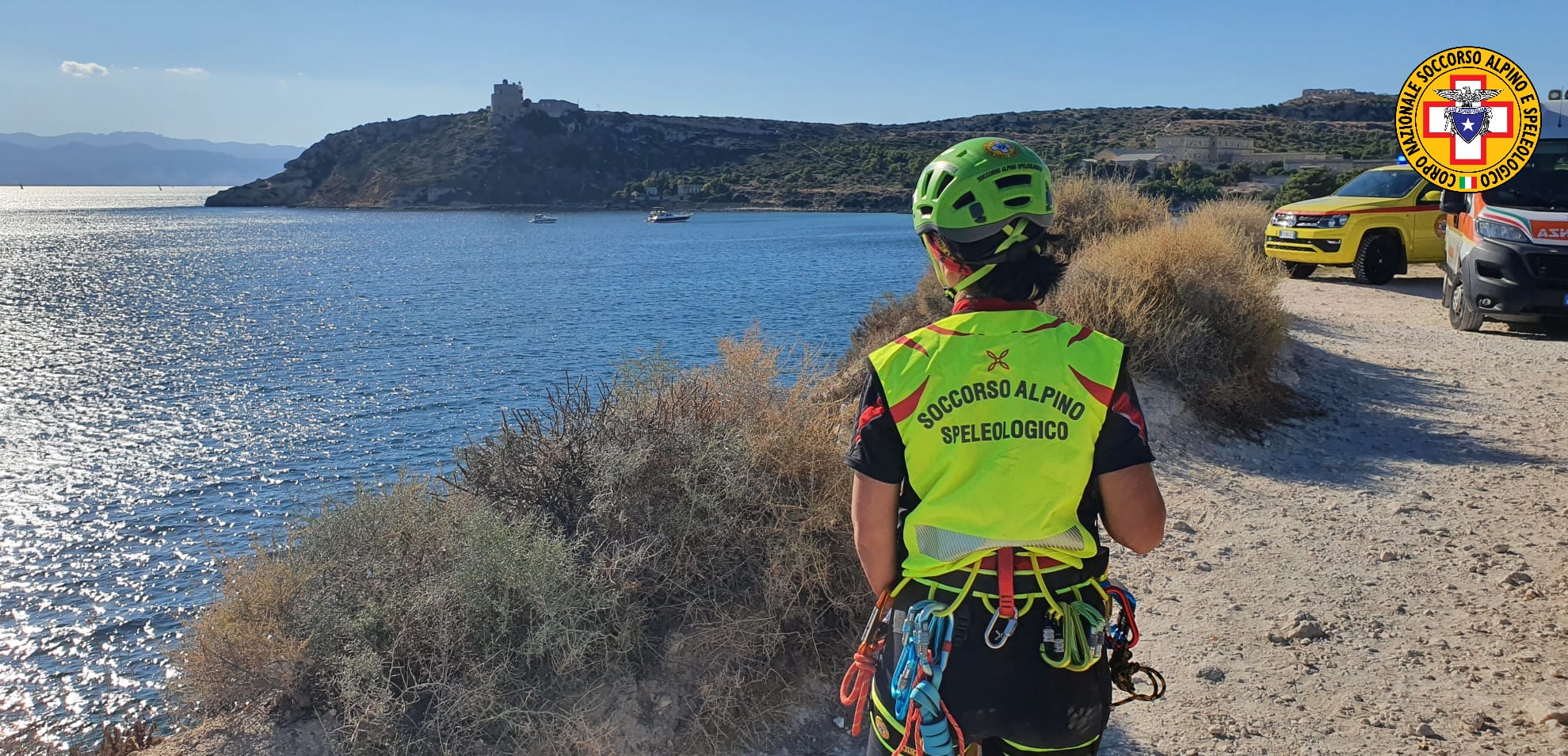 Paura a Calamosca, volo di 4 metri giù dalla scogliera: 13enne salvato dal Soccorso alpino