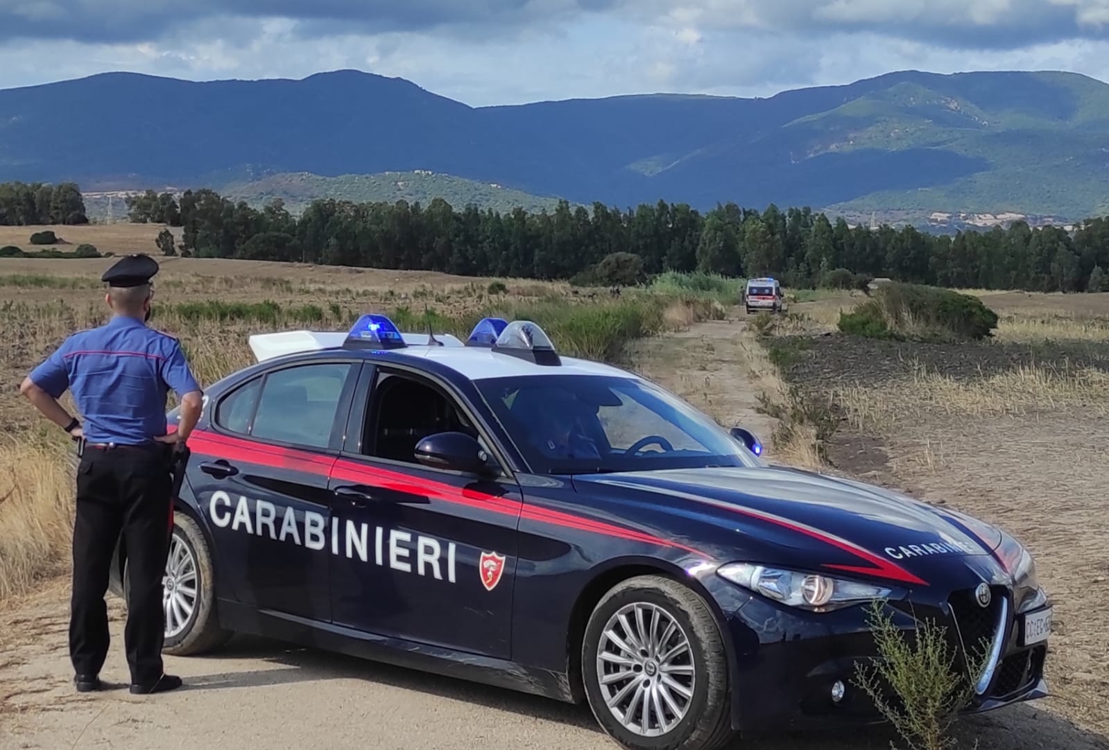 Incidente di caccia a Castiadas, tenta di sparare alle anatre ma sbaglia e ferisce l’amico