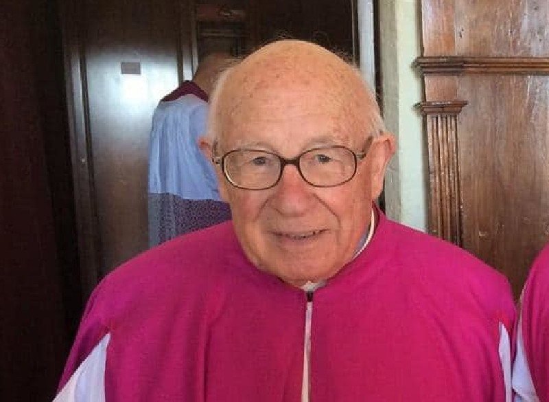 Lacrime a Quartu per la morte di monsignor Gino Melis: ha diretto la chiesa del Sacro Cuore per 16 anni