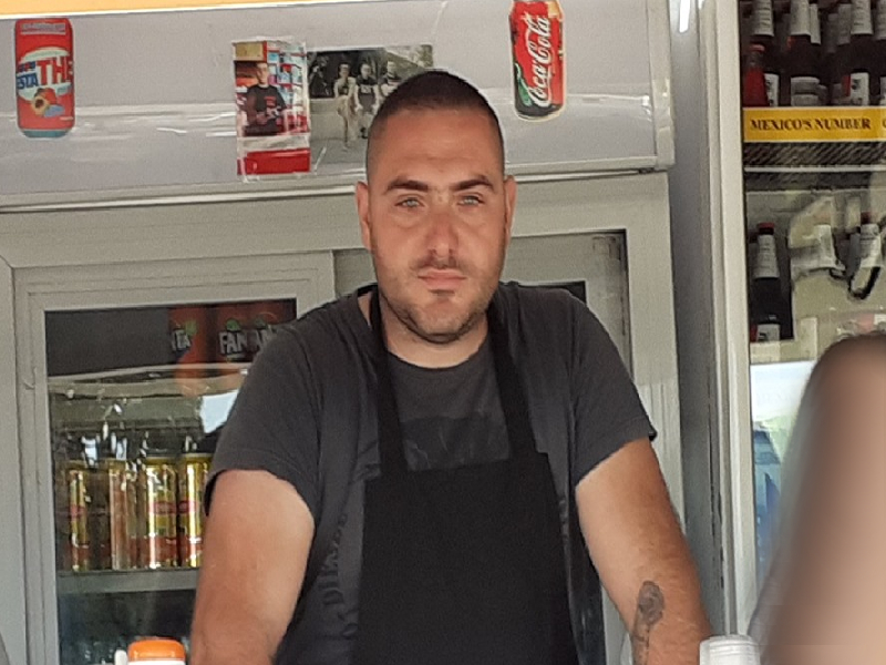 Omar Sanna, il paninaro abusivo multato a Cagliari: “Ho due figli da sfamare e il Comune non mi aiuta”