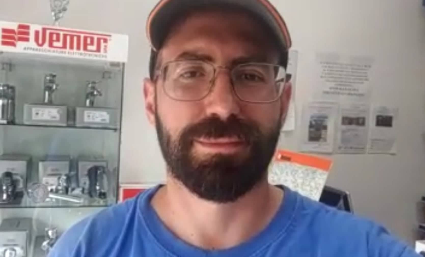 Furto in pieno giorno a Villacidro: “Il mio camion rubato davanti alla farmacia, non posso più lavorare”