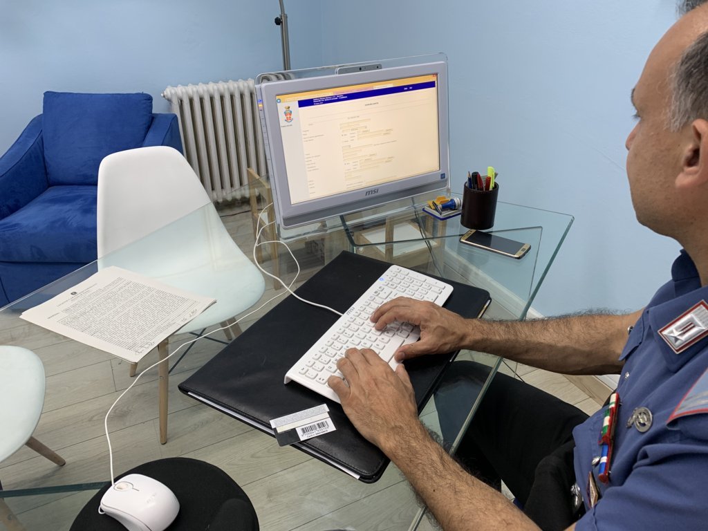 Intasca 6800 euro per una Volkswagen che non possiede, furbetto di Posada nei guai