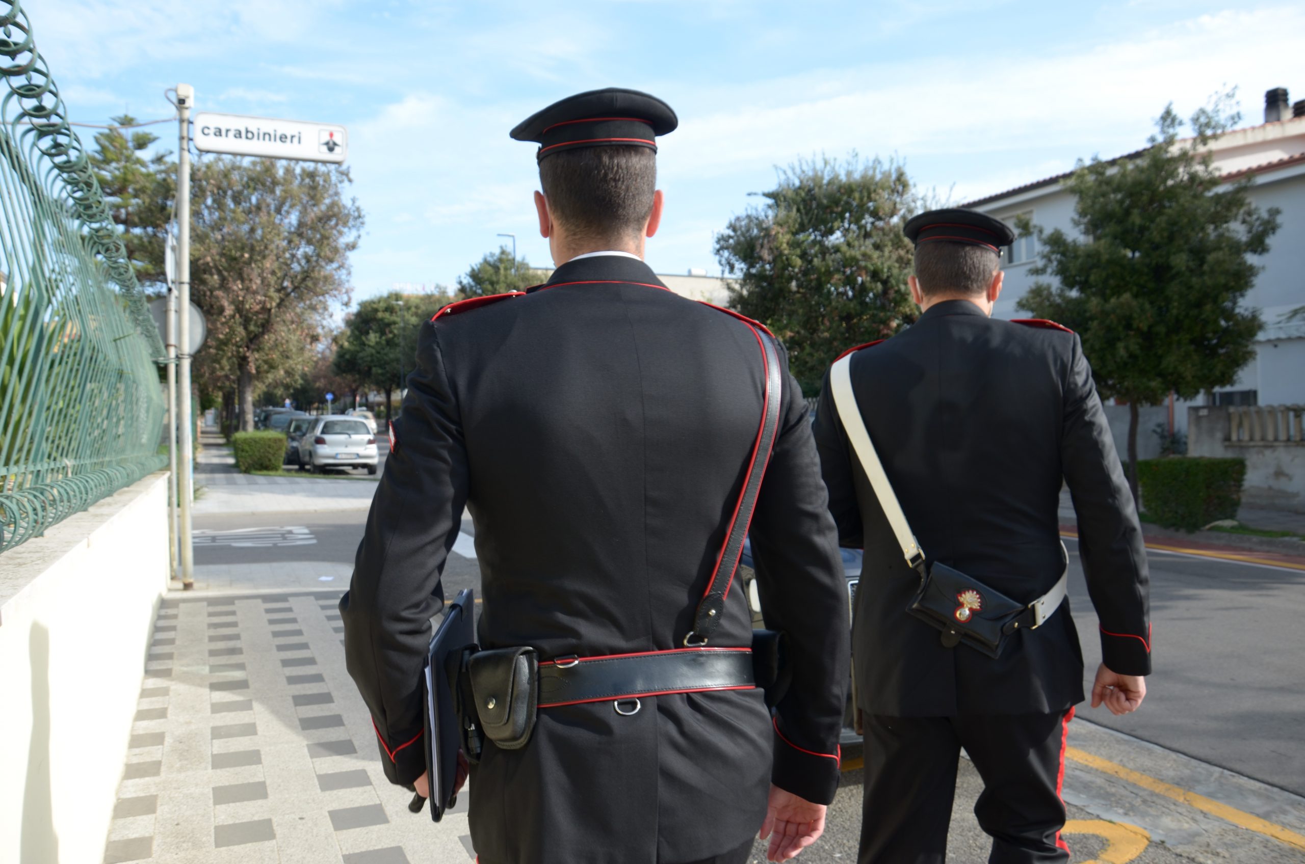 Cocaina, hashish e marijuana in camera da letto: 21enne arrestato a Ussana