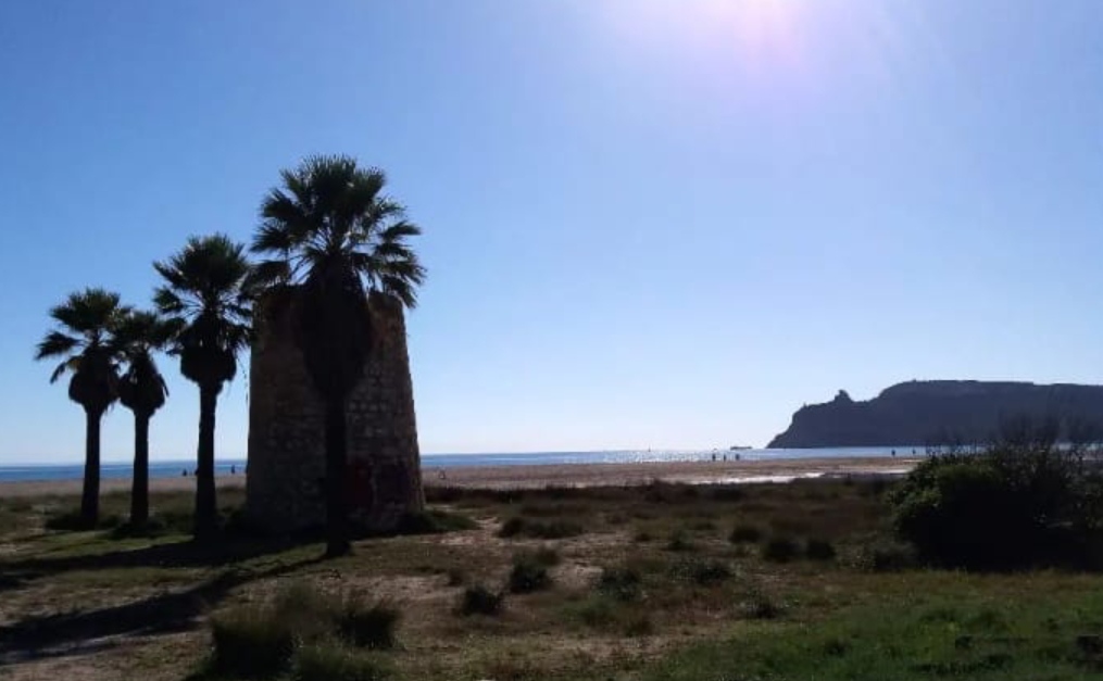 Meteo Casteddu, sole e tanto caldo sulla Sardegna: l’autunno resta in soffitta