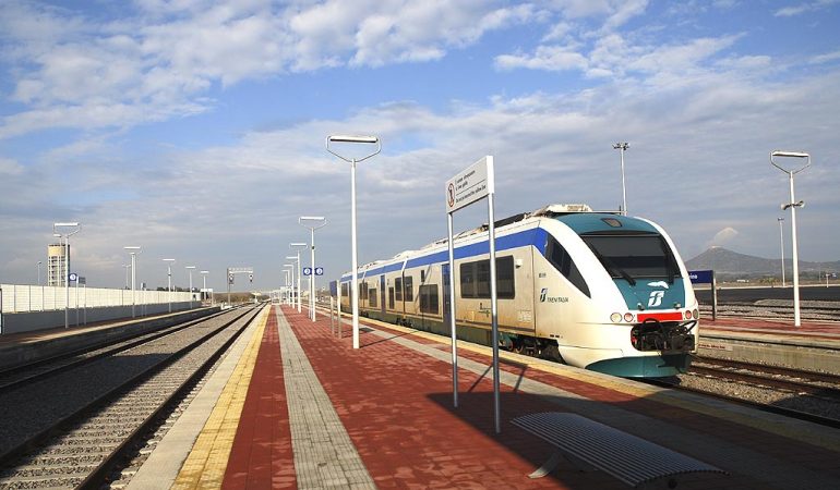 Tragedia tra San Gavino e Pabillonis, un giovane muore travolto dal treno