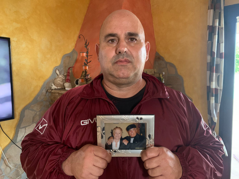 Quartu, niente loculi attaccati per i genitori: “È come se fossero morti per la seconda volta”