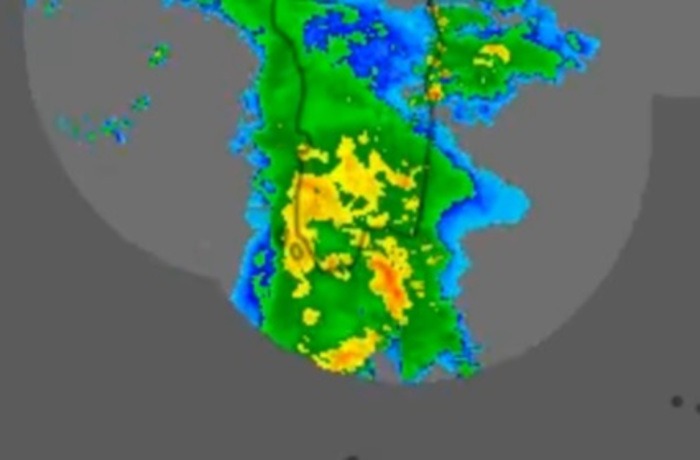 La tempesta con oltre 5 mila fulmini sfiora le coste meridionali della Sardegna: paura a Capoterra