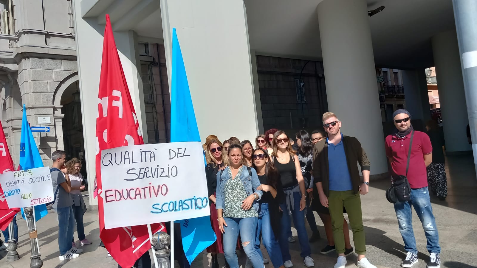 Cagliari, la vittoria degli alunni disabili: “Ecco i soldi per gli educatori, tempo pieno garantito”