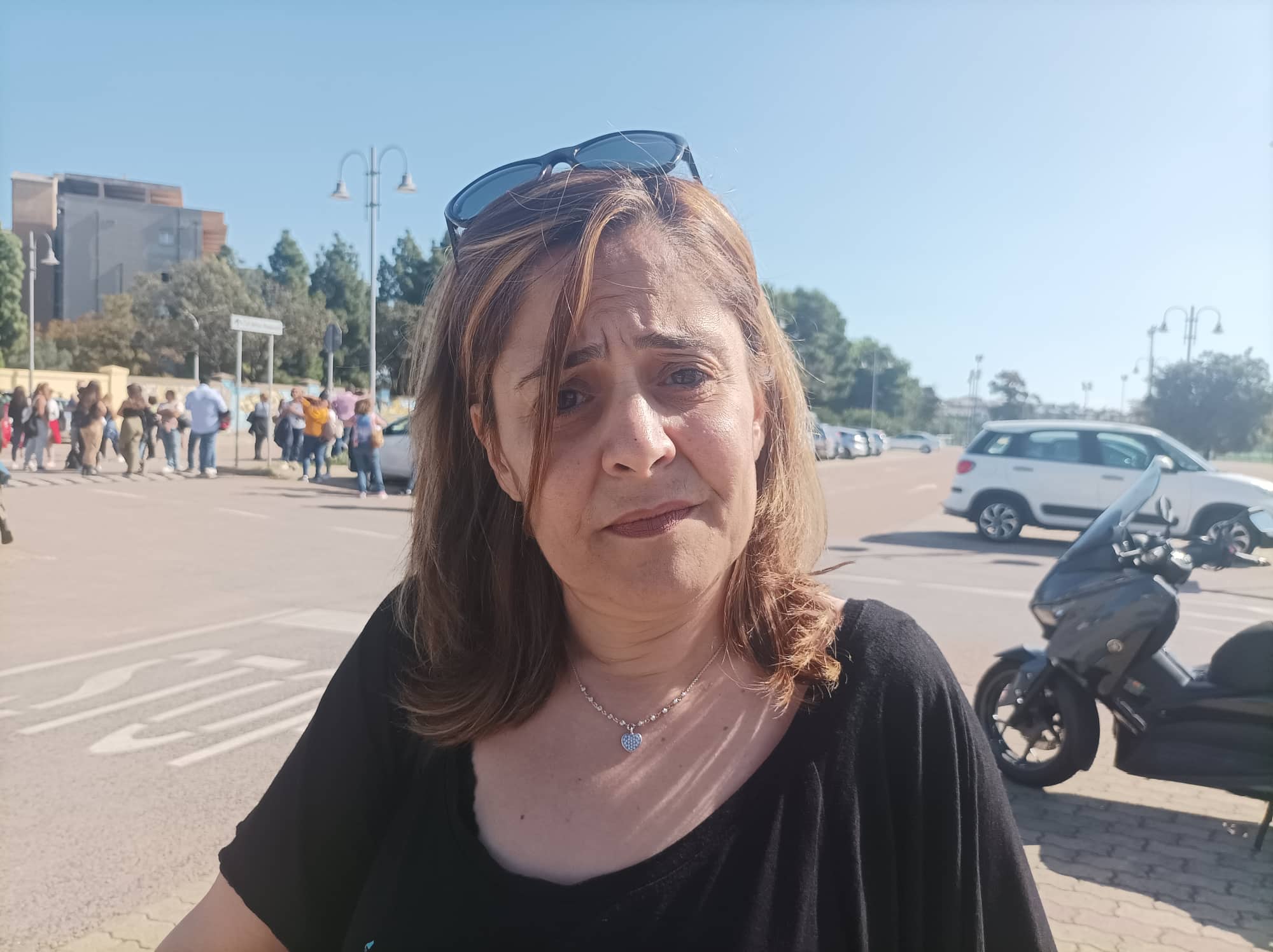 Figlio disabile senza assistenza, Carla di Maracalagonis: “Torna a casa e piange perché non può seguire le lezioni”