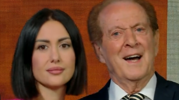 Bufera in Rai: “Memo Remigi ha palpeggiato Jessica Morlacchi”, cacciato dal programma