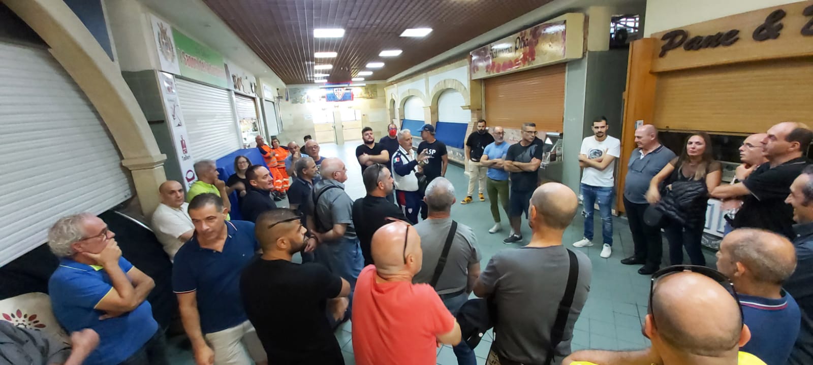 Cagliari, i boxisti di San Benedetto in ansia: “Ci spostiamo sino al 2026 solo se c’è lo spazio”