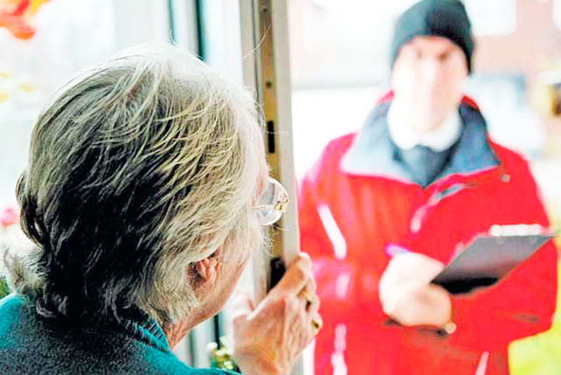 Cagliari, fioccano le truffe sulle bollette: “Anziani ma anche giovani vittime di finti consulenti”