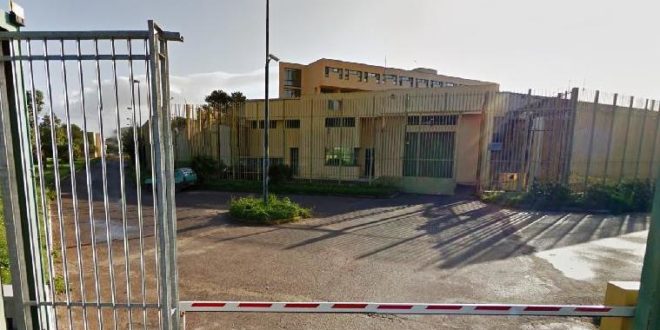 Quartucciu, paura nel carcere minorile: gli agenti salvano la vita a un detenuto