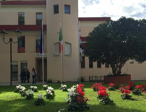 La lite su facebook finisce in tribunale, 8000 euro di rimborso a consigliere di Capoterra