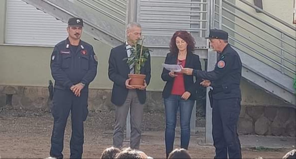 Nuove piante nel cortile della scuola a Capoterra