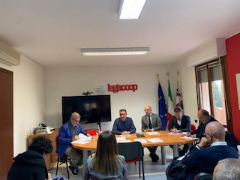 L’sos delle Coop e Rsa della Sardegna: “Dateci più soldi per continuare ad assistere i malati”