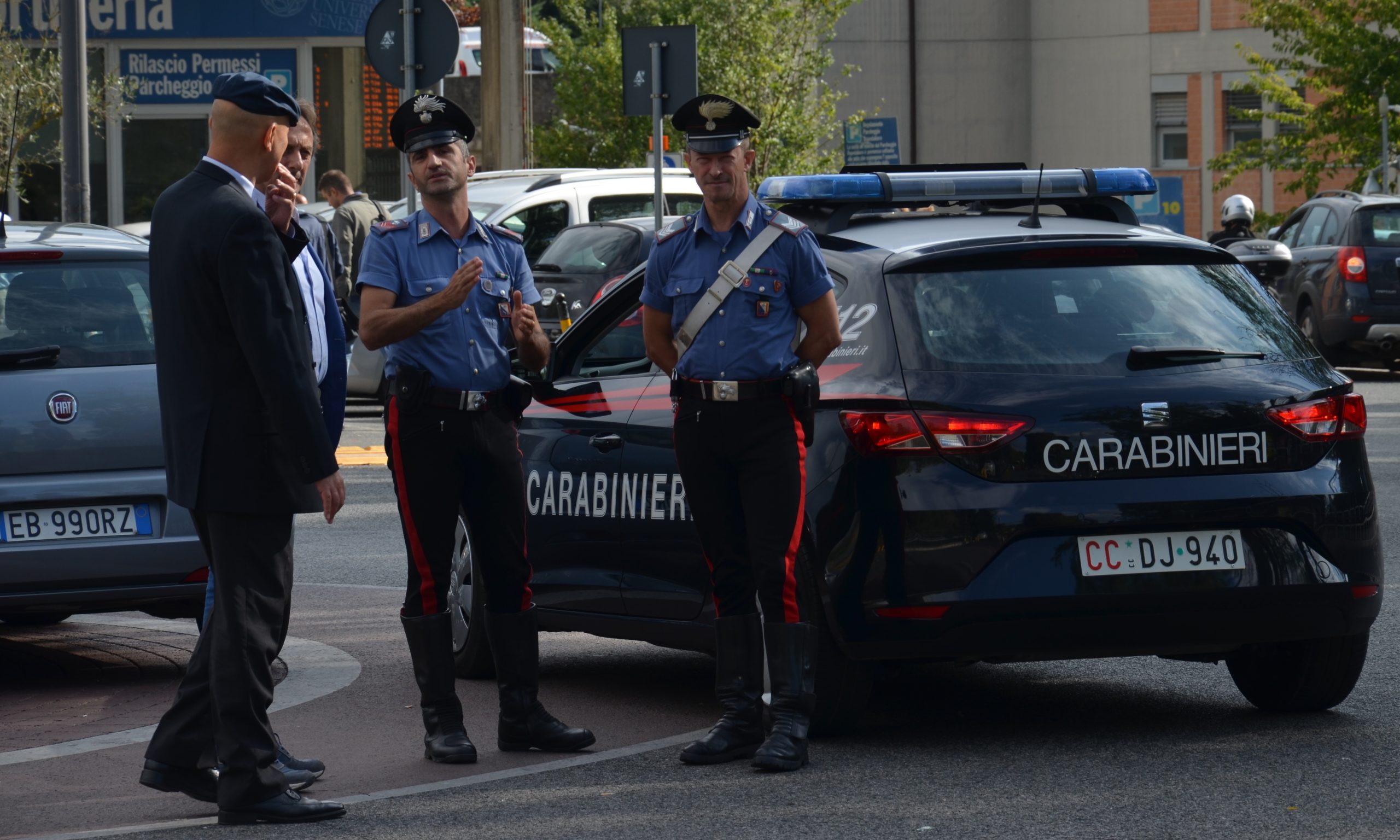 Ubriaco esce di strada con la moto sulla Ss 554: denunciato 54enne di Quartucciu