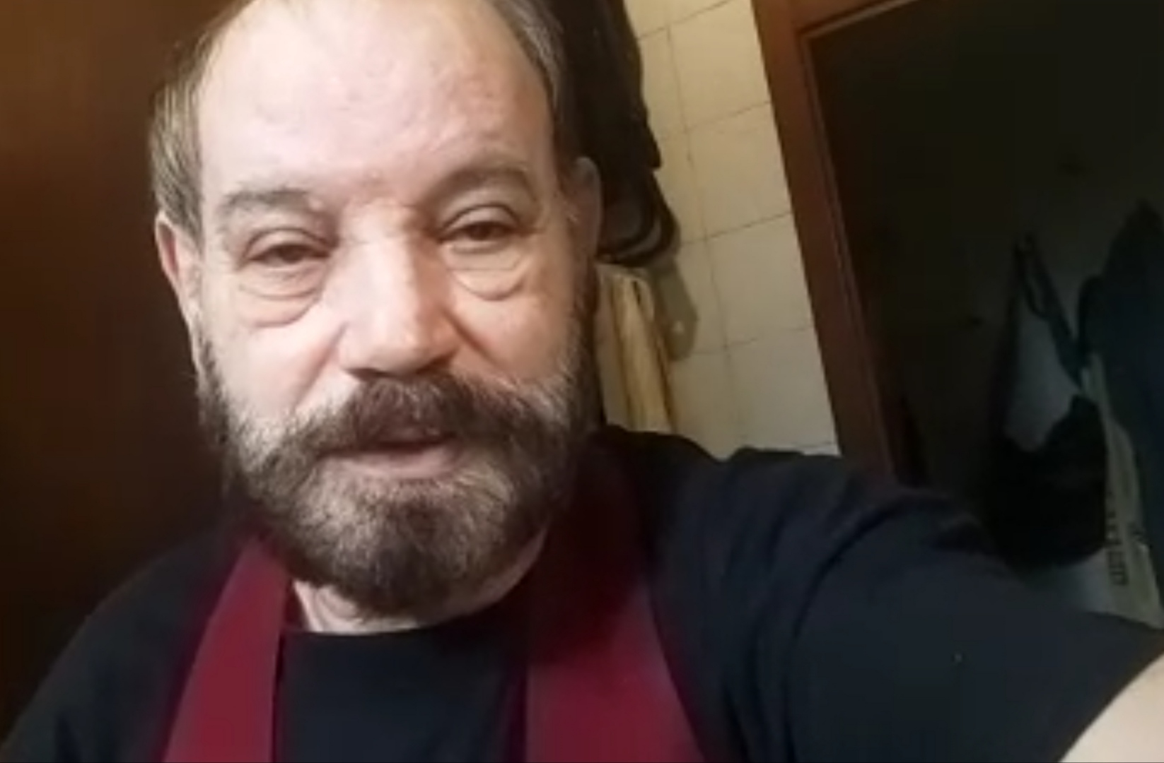 Cagliari, cuoco beffato dal carro attrezzi: “Il deposito chiude alle 20, ho rischiato di dormire per strada”