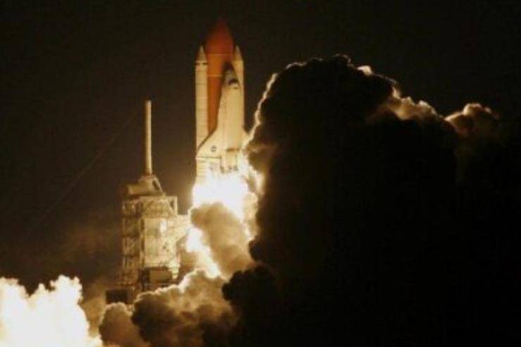 Razzo spaziale cinese fuori controllo in picchiata sulla Terra: allerta in Sardegna