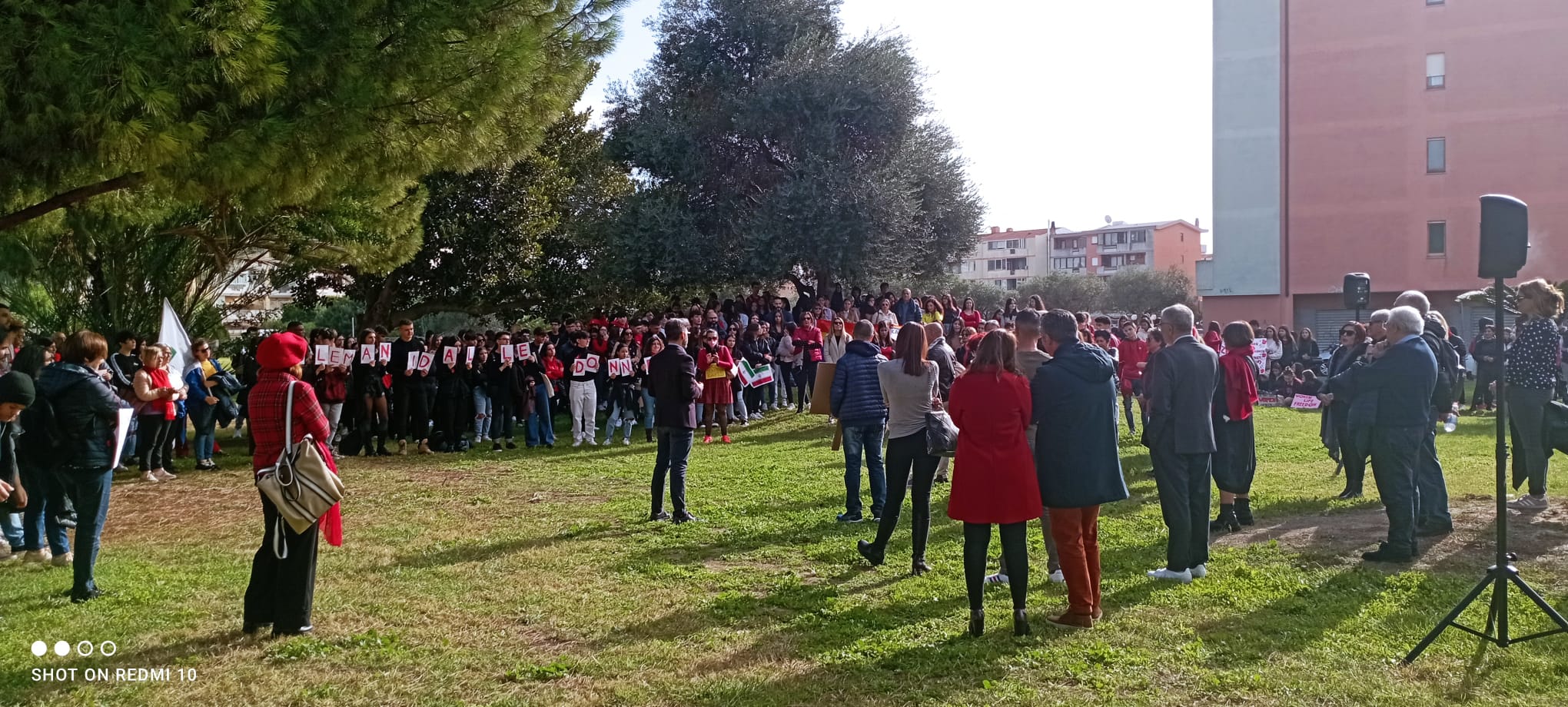Da Cagliari a Quartu, flash mob ed eventi contro la violenza sulle donne
