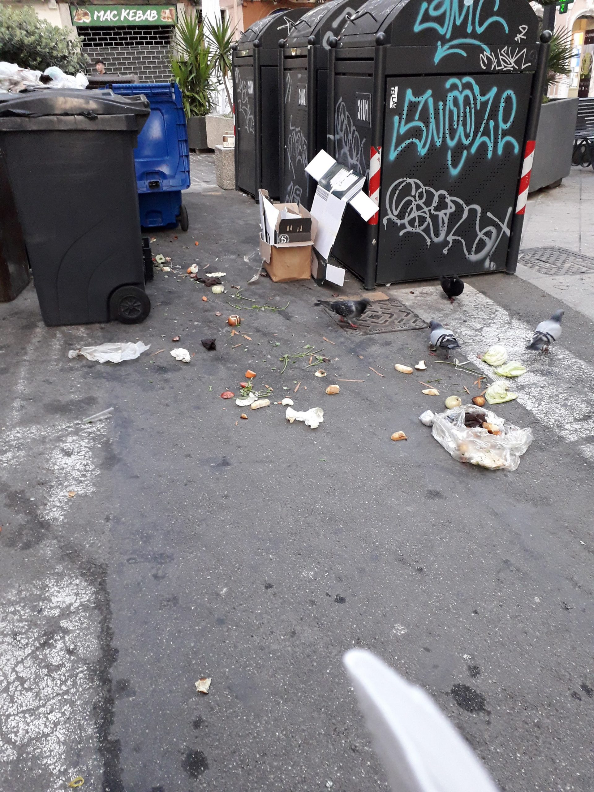 “Truzzu, sui rifiuti a Cagliari non hai risolto nulla: la città sporca nel segno della continuità”