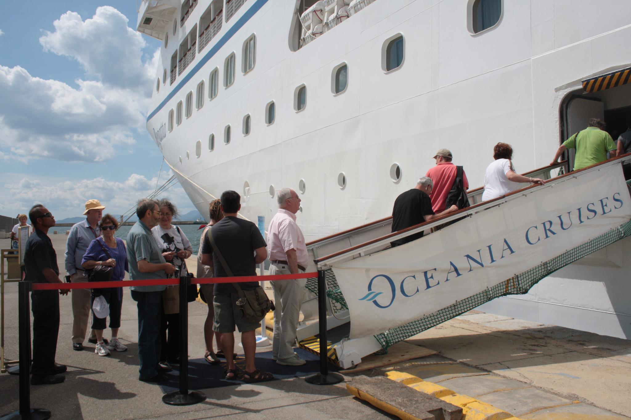 Cagliari, nel 2022 risorgono le crociere: 152mila passeggeri dopo il buio del Covid