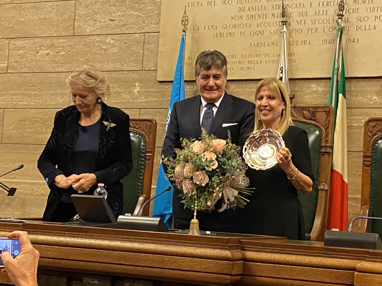 Storie di donne per le donne, il premio Aidda va all’assessore Ada Lai